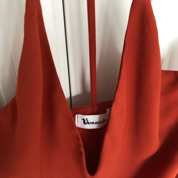 NWOT cute top in burnt orange size S - Picture 3 of 3